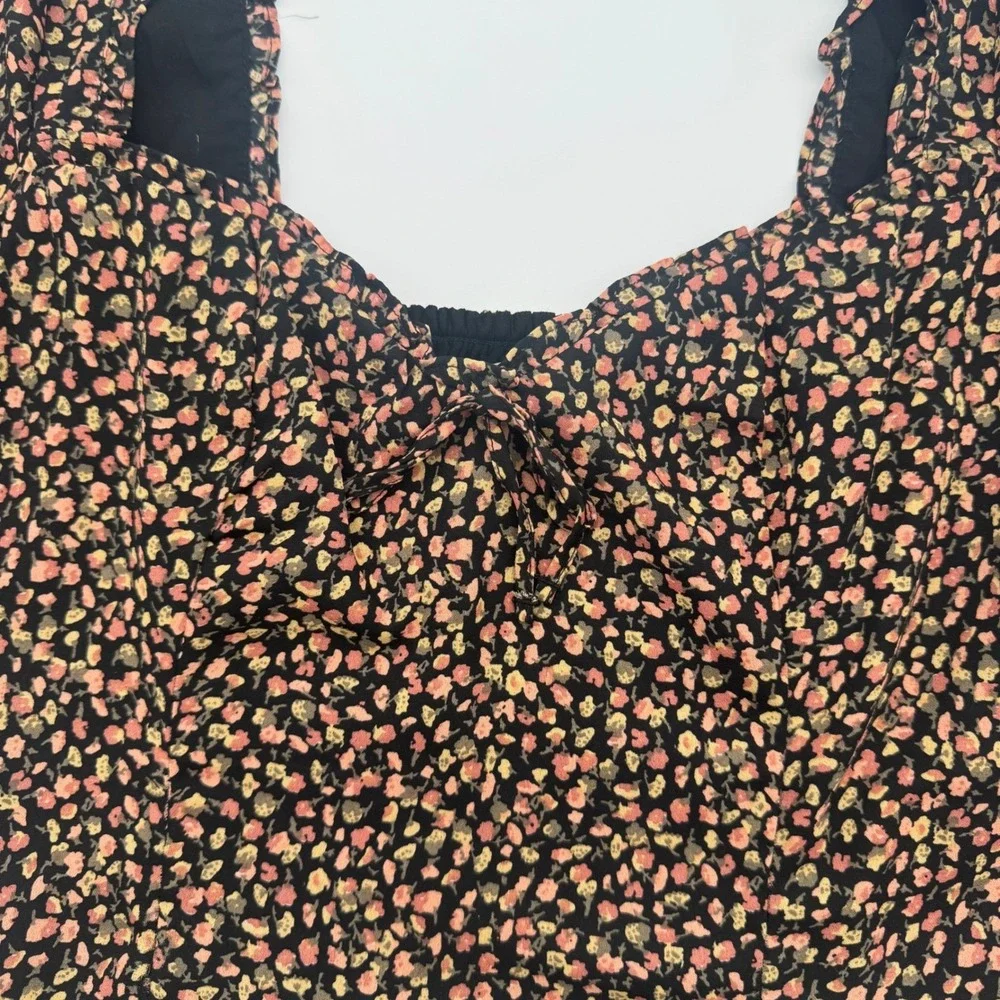 Abercrombie & Fitch Floral Long Sleeve‎ Smocked Back Tie Front Crop Top Small